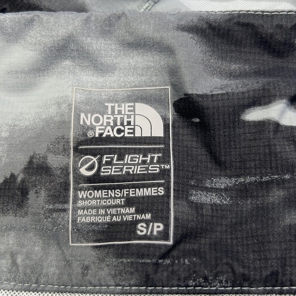 THE NORTH FACE Woman’s Flight Series Trail skirt Black Gray Sz M - Picture 7 of 12